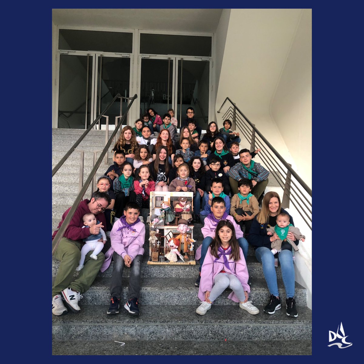duquedegaeta's tweet photo. RECOGIDA DEL NINOT INFANTIL 🫶🏼
🥉 3er clasificado para el Ninot Indultat
🥇 Mejor Ninot de Sección Especial
#fallas23 #infantiles #ninot #falladelduc #falla145 https://t.co/2wpyTKcKWh