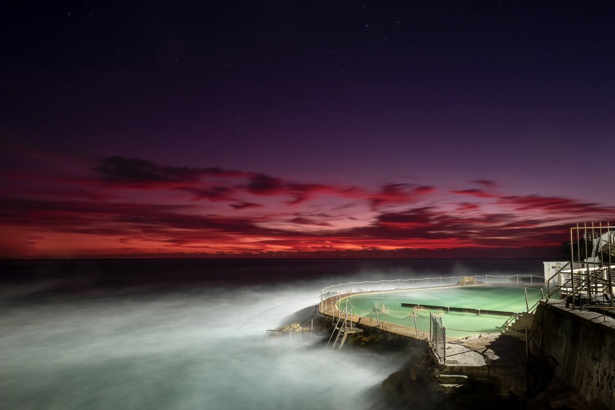timritchie's tweet photo. Double, Double, Toil and Trouble.
The ocean boils at dawn next to Bronte’s ocean pool.
I love a Sydney autumn morning with the feeling of cool dew in the air. https://t.co/KJkAHcEL2p