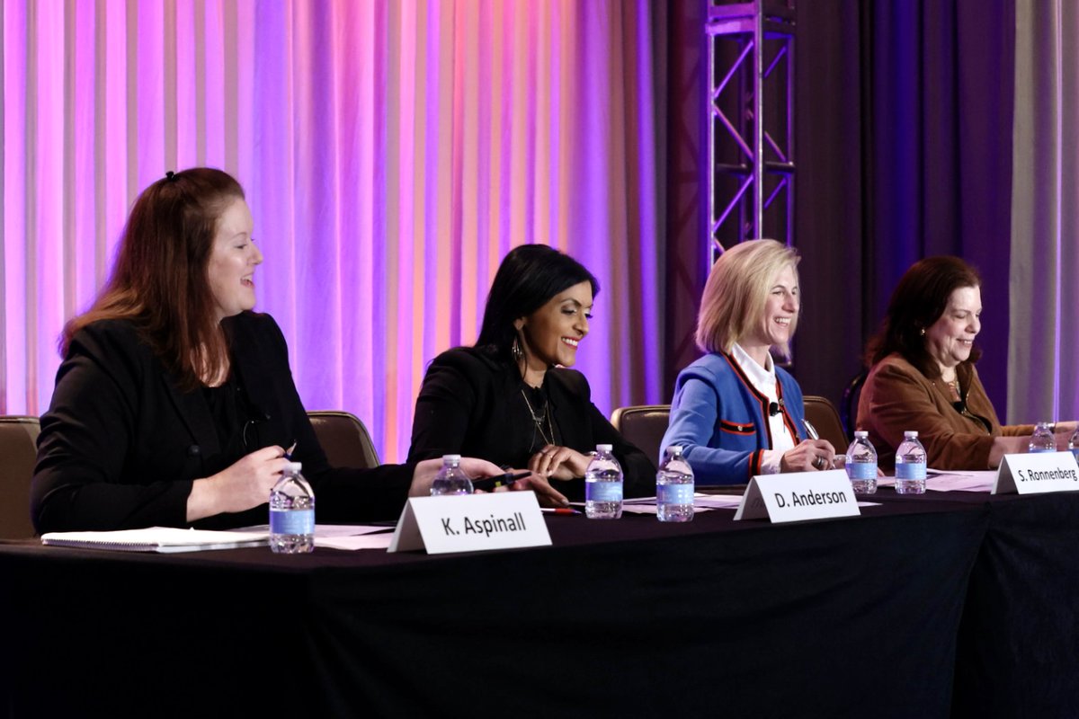 IAA_Today's tweet photo. At #IAAComCon, Ethics panelists discussed best practices relating to expert networks, shadow trading, and material non-public information. https://t.co/v1iYvC14FC