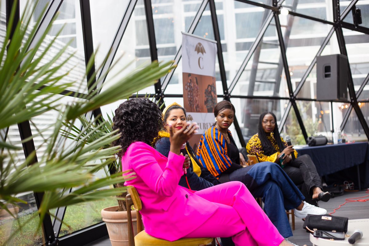 iwdfestmcr's tweet photo. IWD Fest brought women together in a unique &amp; special way! We are so incredibly thankful it was a day of inspiring, empowering and connecting women ✨✨✨

@keepitbrightuk 
@anitafrost 
@Annie_Efosi 
@STYLISA 
@DrPennyTrayner 
@cultureville https://t.co/eSfGDdj2en