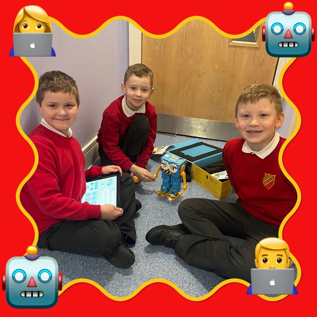 glencairn_ps's tweet image. Primary 3 loved using #MartyTheRobot today 🤖🦾 #stem #ict @NAC_STEM @MartyTheRobot
