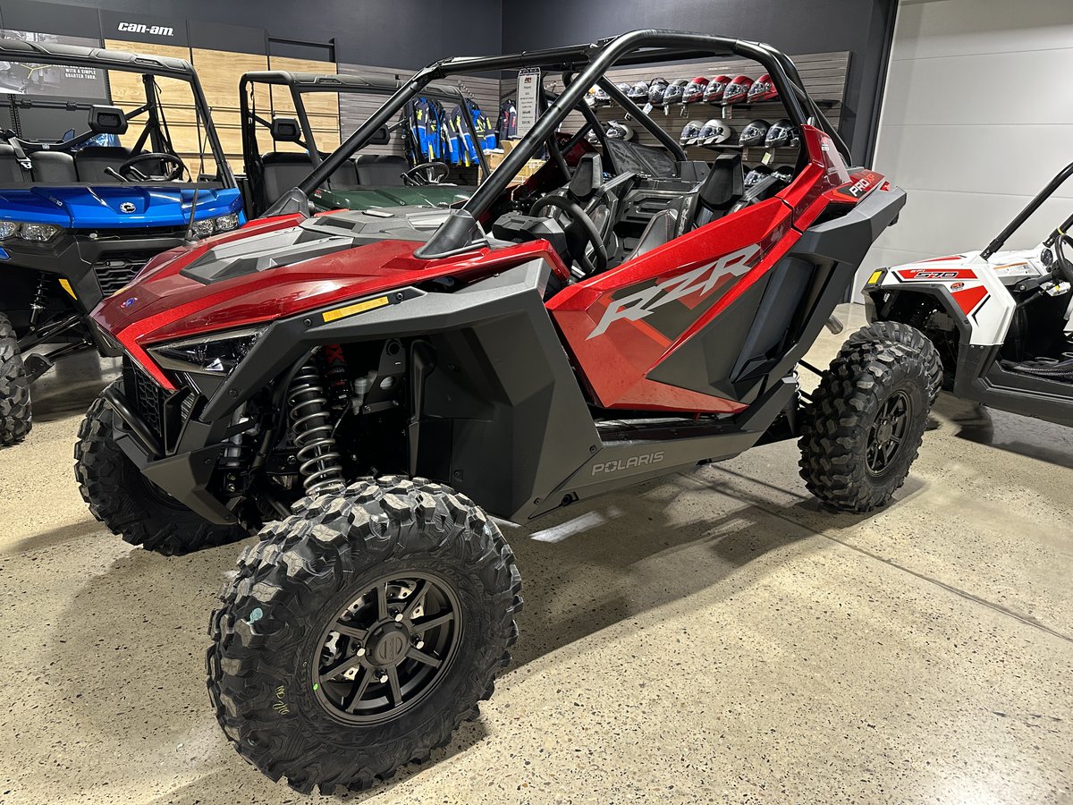 JPC_Campus's tweet photo. Accelerate beyond the everyday and save $1000 on the 2023 Polaris RZR Pro XP Ultimate! Featuring an unrivaled combination of power, agility, and handling, you'll conquer even the toughest environments, but now for even less! 

Shop now: https://t.co/5w8Yn02JN7

#Polaris #RZR #utv https://t.co/VIpD4J4gxB