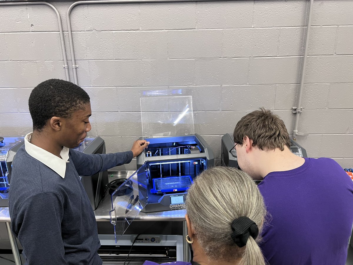 Jennifer Riley tweet media