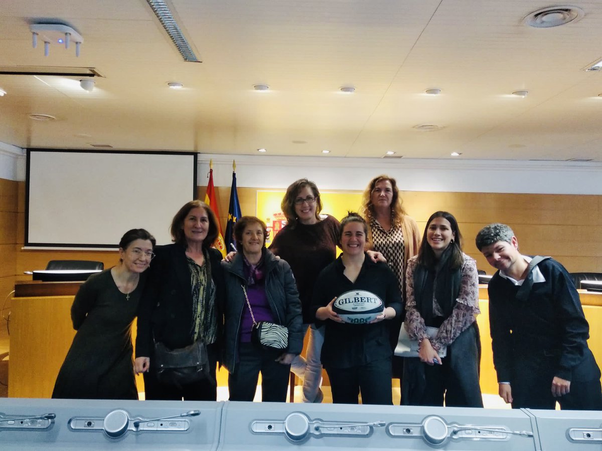 Patricia GARCIA RODRIGUEZ | OLY (@pgr_rugby) on Twitter photo Conferencia <a href="/RugbyValues/">Rugby&Values</a> para el Ministerio de Industria, Comercio y Turismo.
Gracias por contar conmigo @mincoturgob Conferencia <a href="/RugbyValues/">Rugby&Values</a> para el Ministerio de Industria, Comercio y Turismo.
Gracias por contar conmigo @mincoturgob
