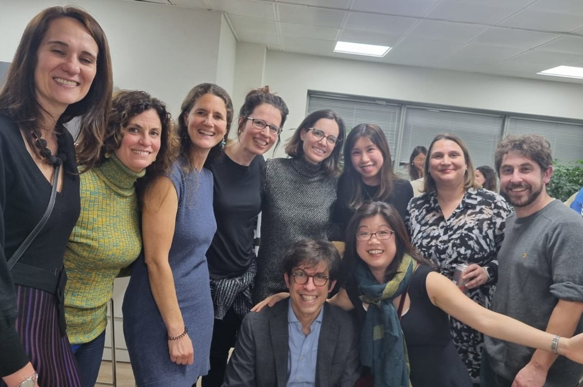 tsjntzr's tweet photo. So great to see so many of my past colleagues from the PRI. It's been 9 years! Everyone has moved on doing great things to make the world a better place. @MariaLettini @valeriapiani @FelWeber @MichalFonea @fongyeechan @lorenzo_saa Katherine Athanasia Elliot https://t.co/mxWjBU6WNL