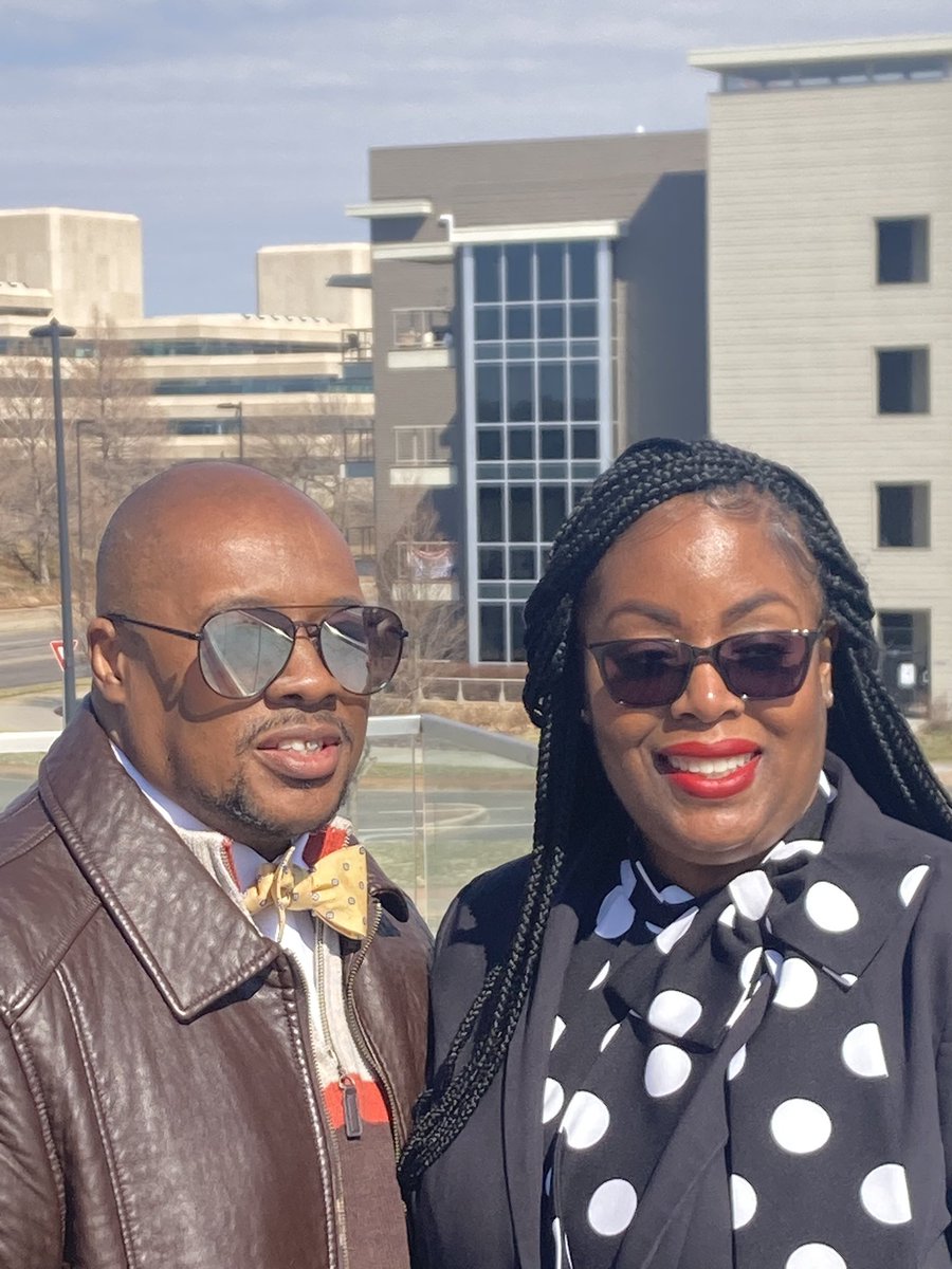 BushJaq's tweet photo. Officially the son of two Dr.’s as of today‼️First pops, then mom right after. Dr. Dad and Dr. Mom✍🏾… so proud of you both❤️❤️ love you!! @ChrisBush1cb @AlishiaSBush22 https://t.co/uRWJnJecEE