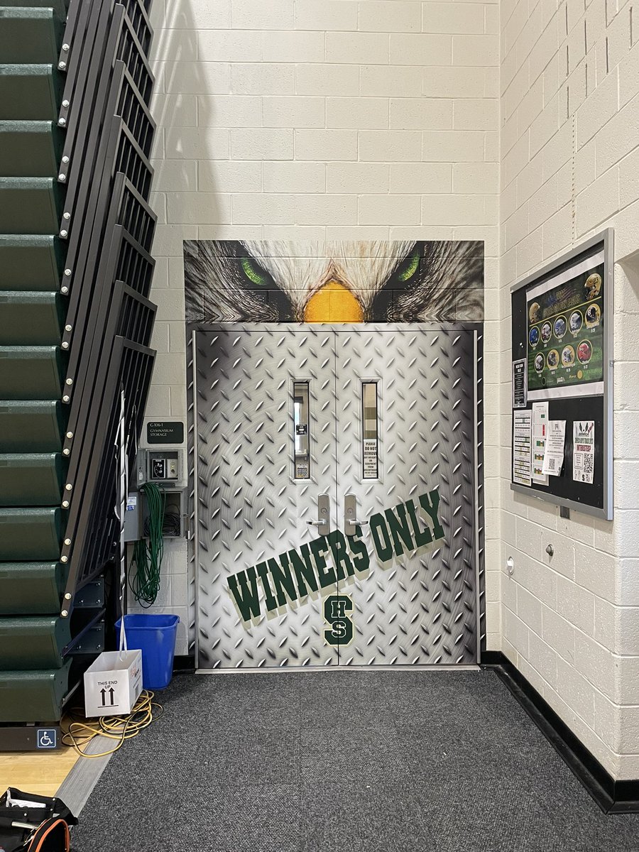 Seneca Weightlifting tweet media