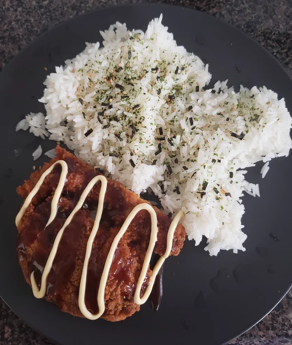 made more chicken katsu for lunch today and.... dear god... it was glorious the cayenne pepper is a incredible ingredient to add to this 