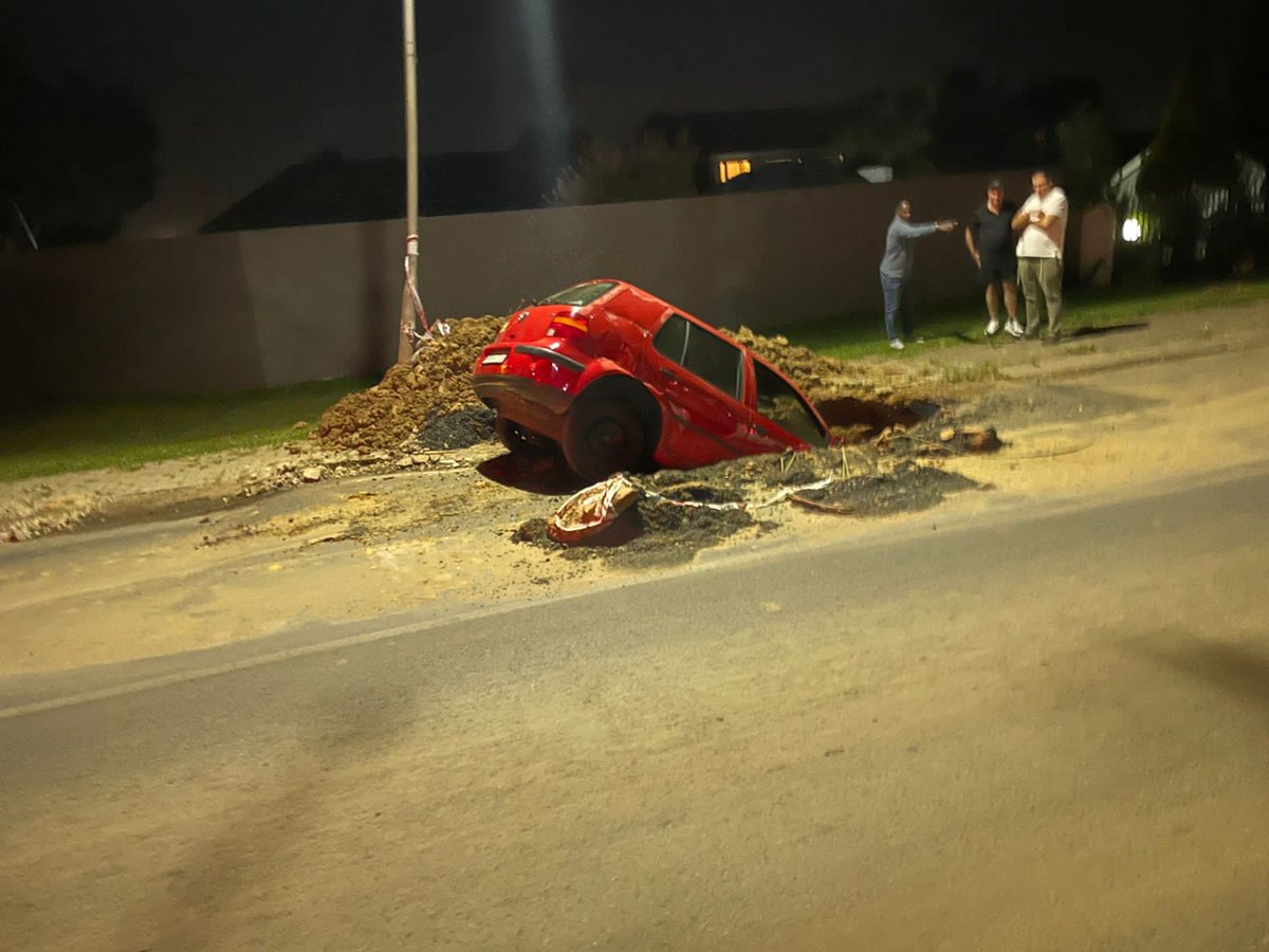 Howard Feldman tweet media