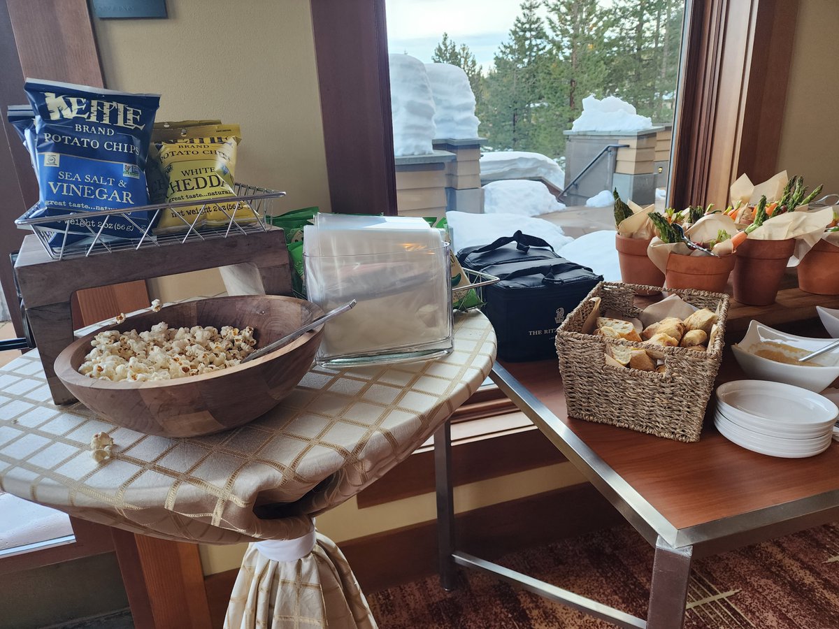 EventDojo's tweet image. Throwing it back to our client's Customer Advisory Board at the beautiful Ritz-Carlton Lake Tahoe! Not even a historic snowfall could stop us from hosting a successful meeting. Guests attended meetings, dinners and even had the opportunity to hit the slopes during their stay.