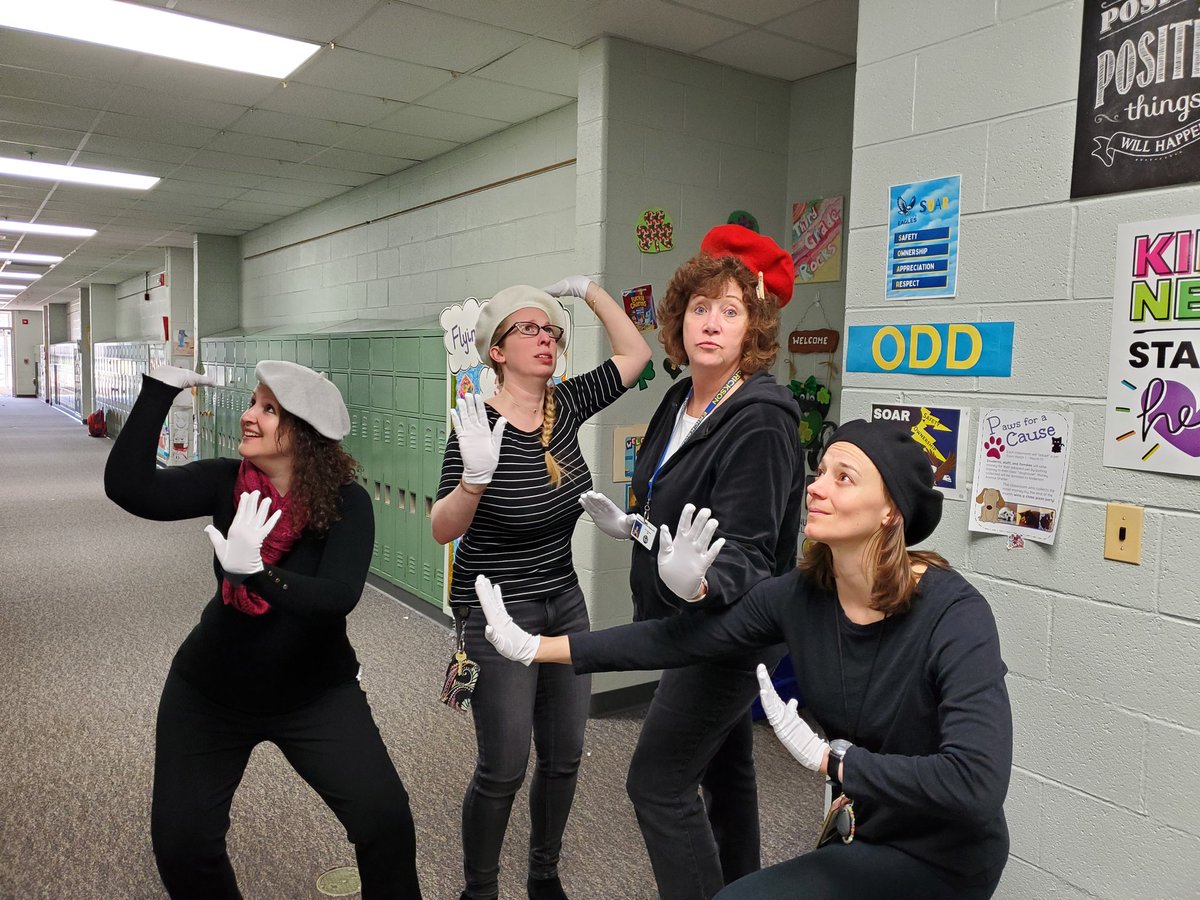 Can you teach a 45 minute lesson about fractions and decimals without talking? Turns out... you can! <a href="/D13Eagles/">Erickson Elementary</a> @MrsStankoskey <a href="/MrsHolm3/">Mrs. Holm</a> @IkensJen (thanks for the costume parts <a href="/PTOErickson/">Erickson PTO</a> )