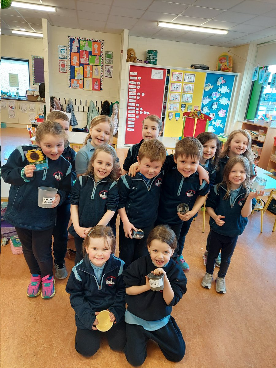 Ms_LKennedy's tweet photo. Seed to Flower! Today we planted our Sunflower seeds🌻🌻 @ns_quin https://t.co/zVgx9zjGxa