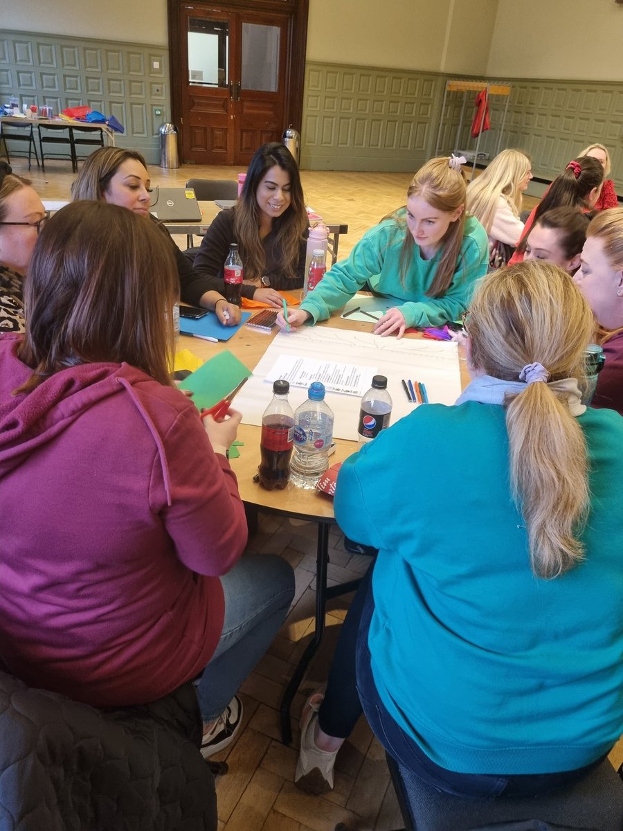 Victoria Cureton-Favager tweet media