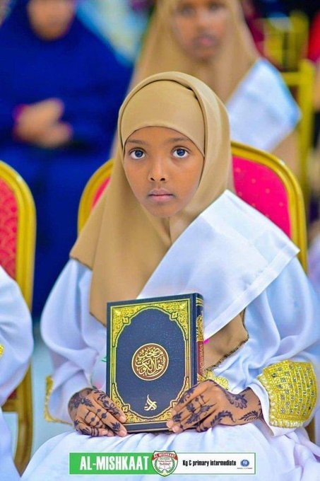 How many Muslims are online to retweet and say Ma Sha Allah. ❣️❣️❤️