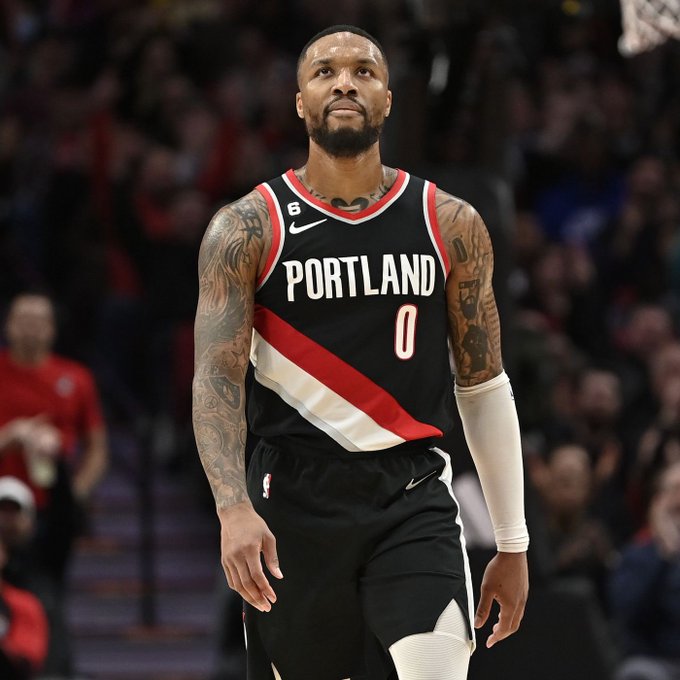 "No me gusta en lo que se está convirtiendo la NBA en su conjunto"

Damian Lillard. ¿Por qué lo dijo? ¿A qué situaciones en concreto se refiere? La idea completa en este hilo👇