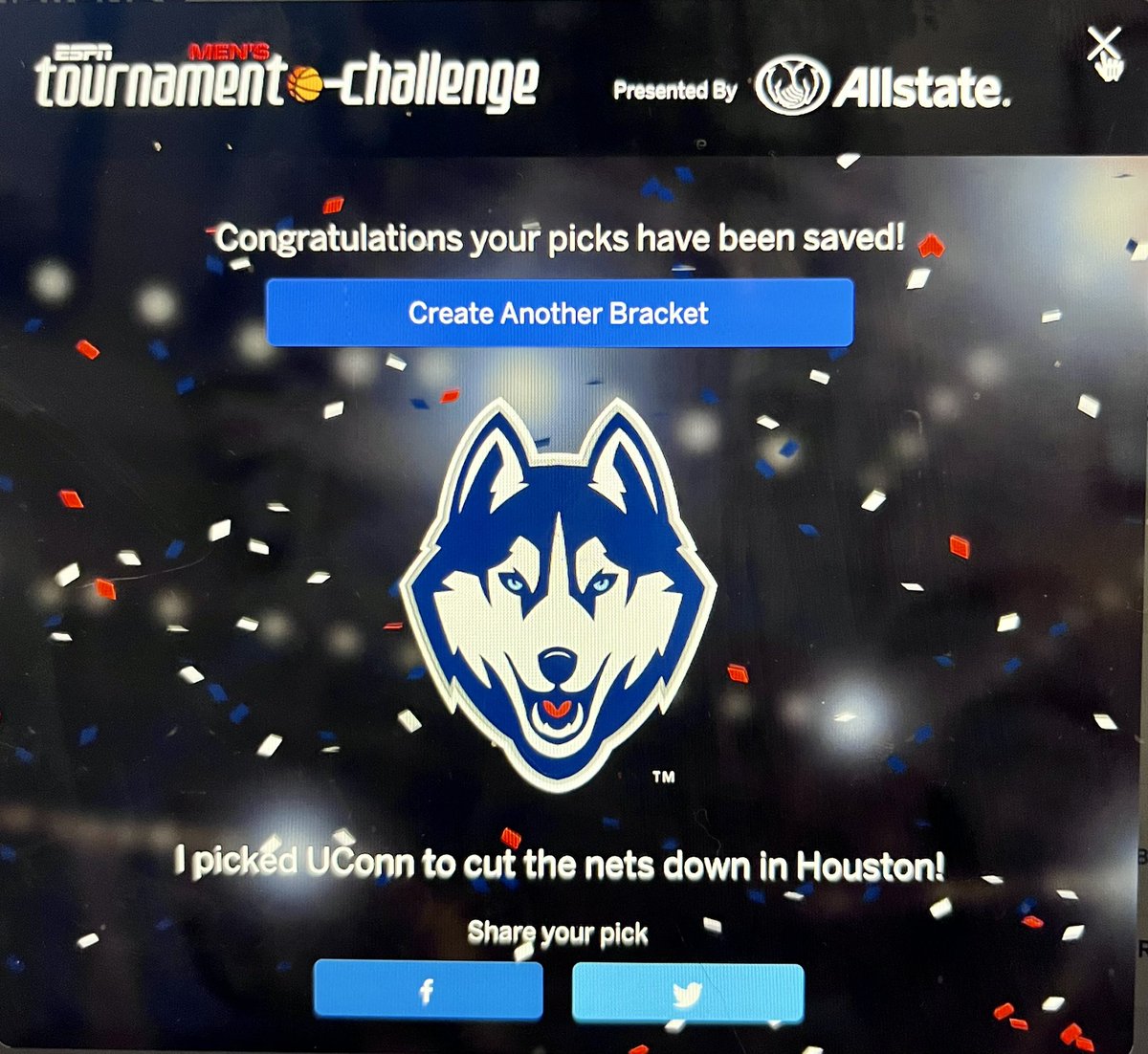 Jill_Montgomery's tweet photo. Yup! I have the fighting @dhurley15’s winning it all.  Let the Madness BEGIN!!! 🏀🔥 #winningbracket #marchmadness https://t.co/kP7ryI9Z4g