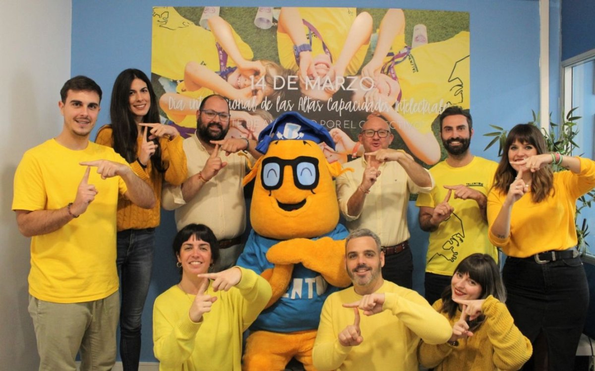 El Puerto al Minuto tweet media