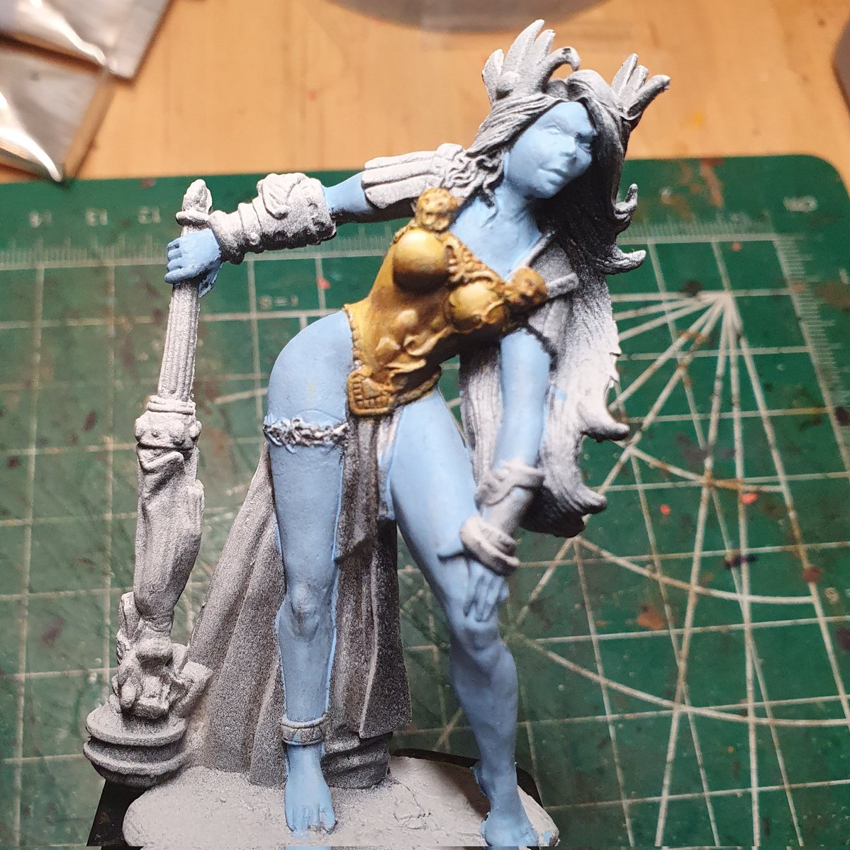deepspawn's tweet photo. Spent some time last night having a go at nmm gold on this reaper cloud giant https://t.co/Oi5KdfTeJ0