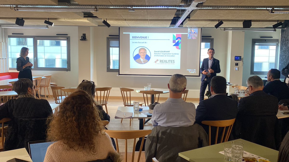 adn_booster's tweet photo. #COSEL 🚀 
Ce soir, nos partenaires étaient réunis chez @realites à #Nantes pour sélectionner les #startups qui rejoindront la #PromoPrintemps2023 🚀🌻

Un grand merci à @DLeaurant et #CharlotteLair pour l'accueil 🙏 
Restez connectés pour découvrir les lauréats ! 👋✨ https://t.co/QMENxtdIOn