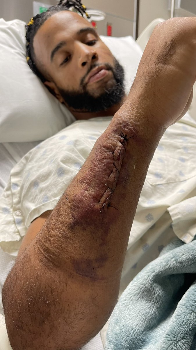 I was involved in a car accident. I want to thank kJ: @kj_osborn_ @nfl @vikings for being on the scene and filming my rescue. I am forever grateful to Abdulmejied Hairedin: @_abdu6435, Rita: @Afri_qveen, and Arthur: @Arthur_1er.