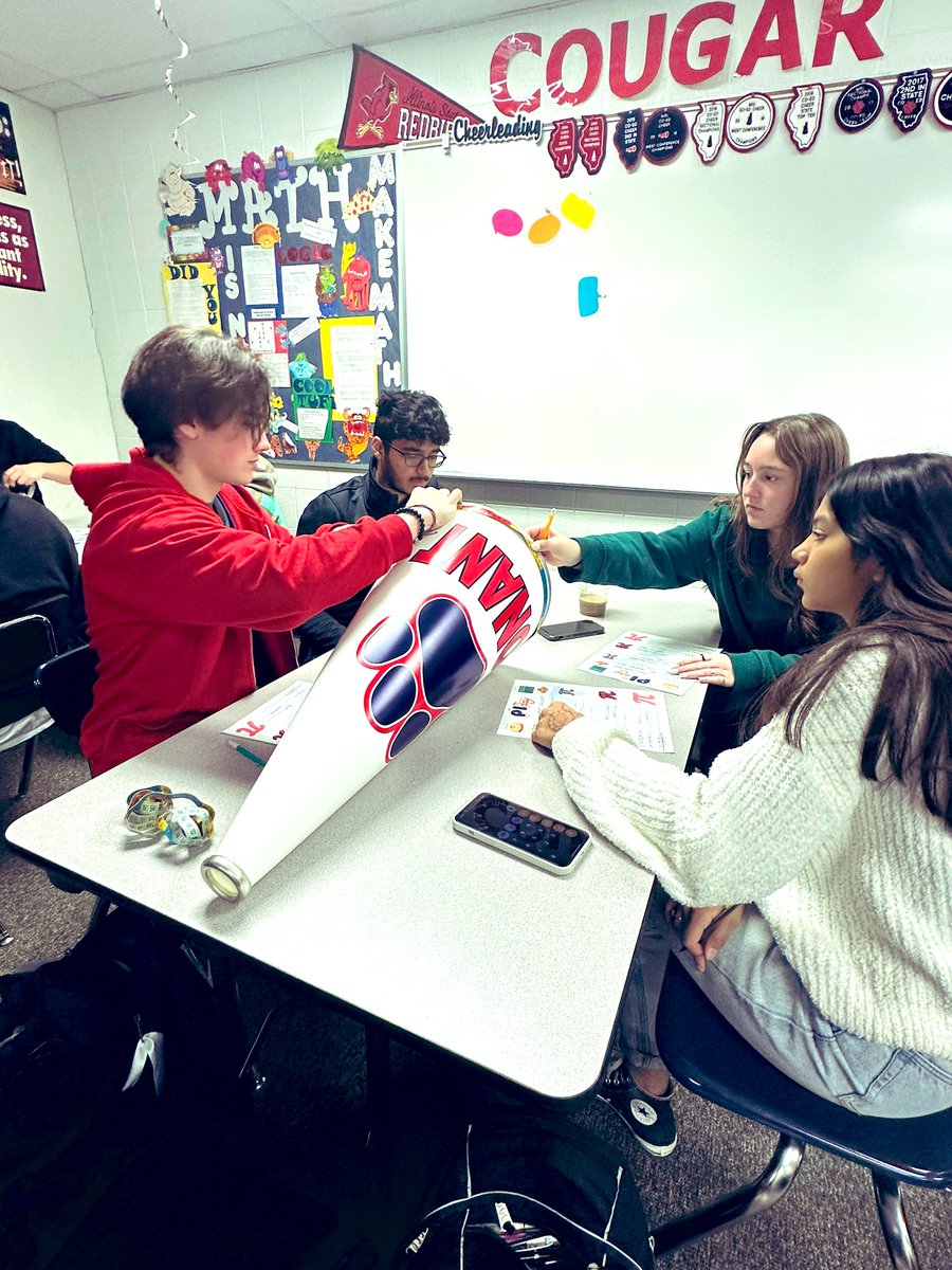 Can’t stop, won’t stop. It’s Pi Day‼️♾️✨ Today we were reminded that pi is all AROUND us ⭕️🙃 #peacesign #cheermegaphone #infinitenumber #piDay2023