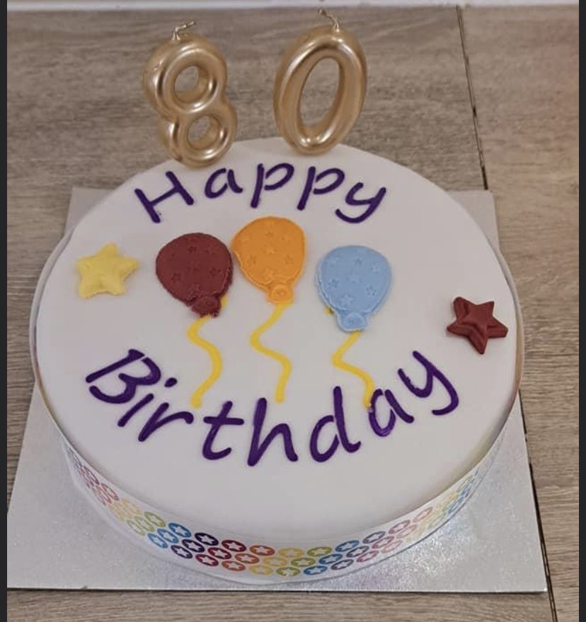 DearneHallAH's tweet photo. Sandra celebrated her 80th birthday on Sunday with family and the staff and residents at Dearne hall. Happy birthday Sandra 🥳 #80yearsyoung #care #dearne https://t.co/f2WygmRtU0