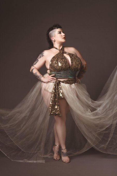 Worship a Goddess. Outfit handmade by @the_pink_portal #bbw #plussizefashion #plussize #BlackOwnedBusiness<a class="tags" target="_blank" title="On Twitter" href="/?out=eyJ0eXAiOiJKV1QiLCJhbGciOiJIUzUxMiJ9.eyJpYXQiOjE3MjE0NDA0NjksImlzcyI6InR3cG9ybnN0YXJzLmNvbSIsIm5iZiI6MTcyMTQ0MDQ2OSwiZXhwIjoxNzUyOTc2NDY5LCJyZWRpcmVjdF91cmwiOiJodHRwczovL3R3aXR0ZXIuY29tL3RoZV9waW5rX3BvcnRhbCJ9.P7ZJGjaXdO7Et2xun84E7MFqEeAyyL_mAbF9ulorwaF3LGPJYLkB-I1tamPm4sH7XTmTEpQtFhic5jgSszkKwA">@the_pink_portal</a><a href="/tag/bbw"class="tags">#bbw</a><a href="/tag/blackownedbusiness"class="tags"><span>#blackownedbusiness</span></a><a href="/tag/plussize"class="tags"><span>#plussize</span></a><a href="/tag/plussizefashio"class="tags"><span>#plussizefashio</span></a>