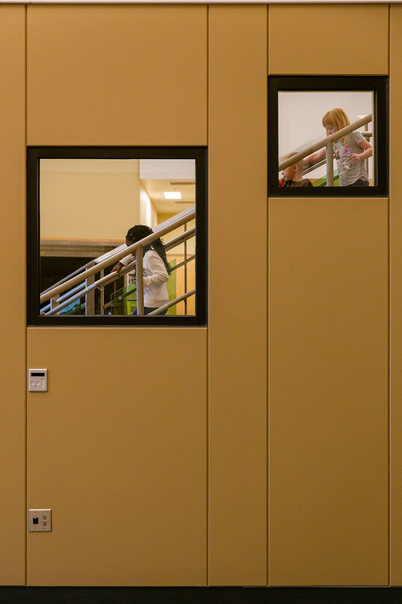 BLRBarchitects's tweet photo. Sumner ELC brings together school district and community-based early learning programs. The design allows for children to interact with their surroundings at an appropriate scale and provides kinetic learning and play experiences.
#ProjectFeature #K12Architecture @SumnerSchools https://t.co/hBK5OlnK5a