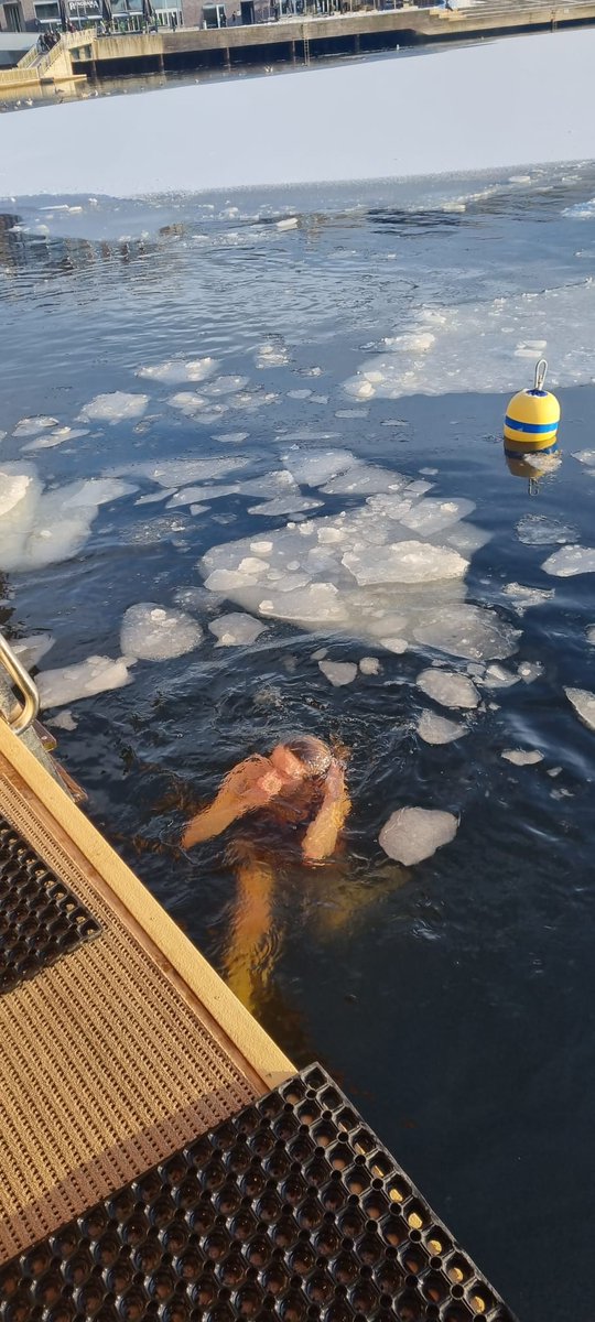 Samantha V. Beck tweet media