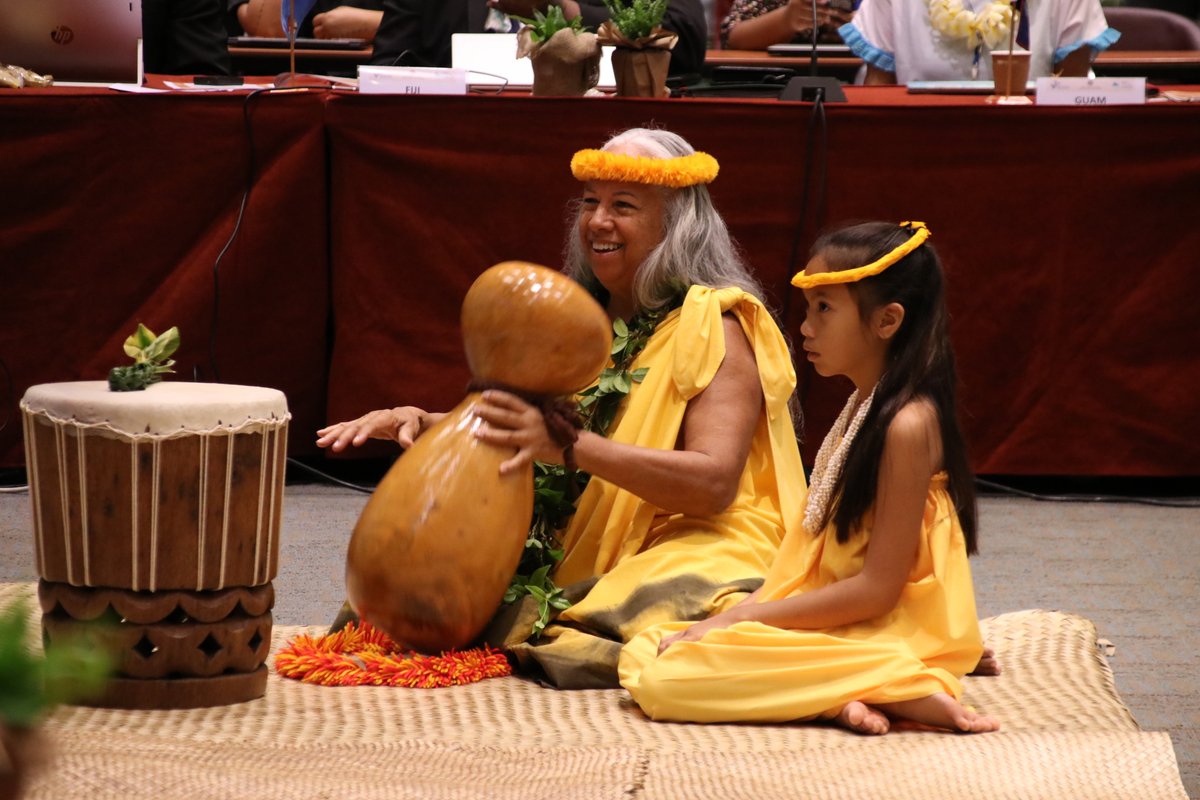 spc_cps's tweet photo. The 36th Council of Pacific Arts &amp; Culture #CPAC meeting opened today with a Pā Kāhea, Hawai'ian welcome ceremony, &amp; keynote remarks by Governor of Hawaii 
@GovJoshGreenMD
The meeting will focus on 13th #FestPAC set to take place in Hawaii in 2024 @Miles_young20 #PacificCultures https://t.co/oAl6K6BrfF