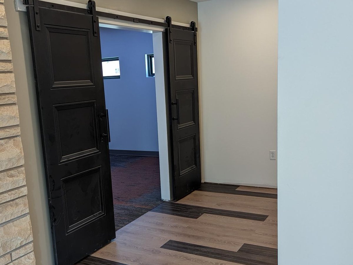 TruBuilding's tweet image. Sneak Peek! We could not be happier with the eye for design of Interiors by Design Gallery for our new space. Getting closer to move in day. #TRUBUILDING #DontDoNormal