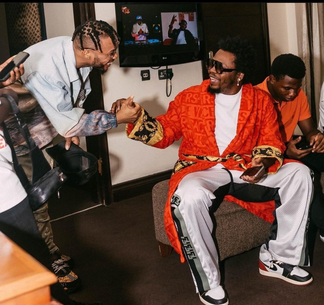 iambimzyy's tweet photo. Tomorrow for you, My man❤
@Olamide @SnehQueenBee https://t.co/nGsz0J2J6P