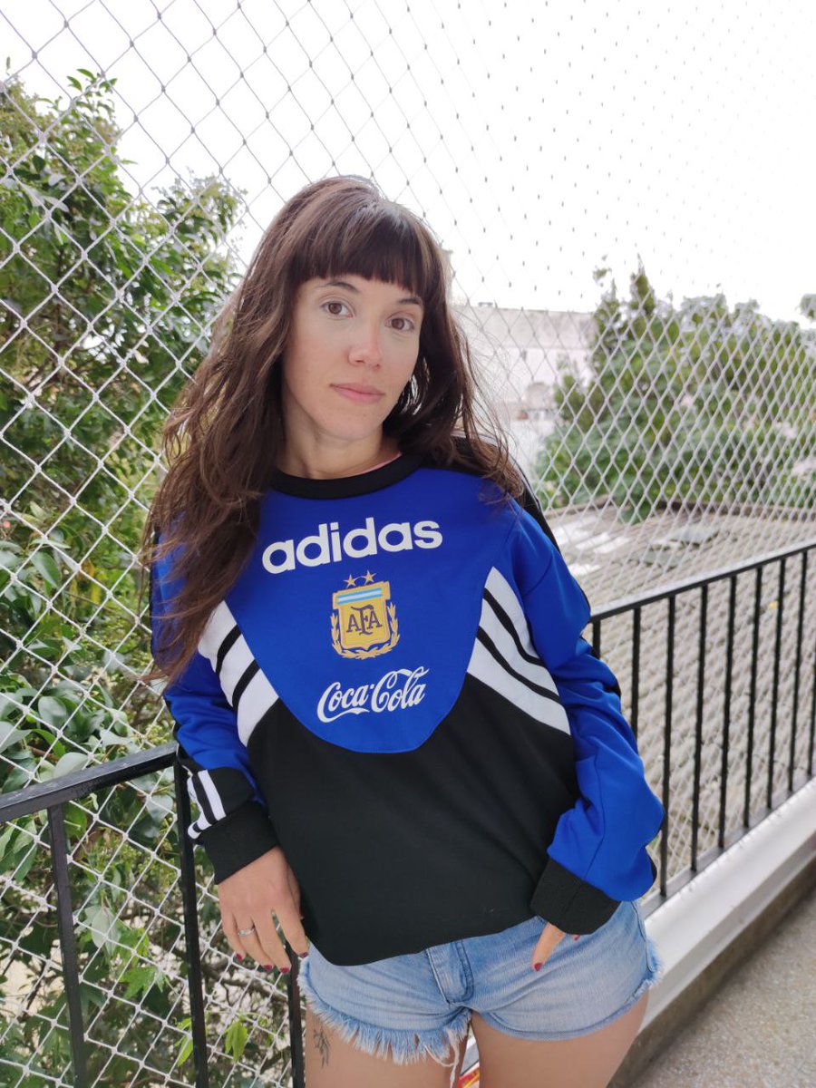 cenretro's tweet image. Re ingreso de buzos selección 🇦🇷 retro 1994! Del M al XXL en oferta a $8500. 😎