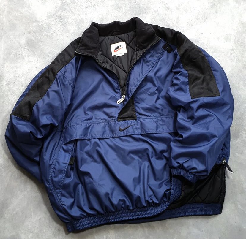 SixPicsOficial's tweet photo. Nike vintage https://t.co/KsfdHwp55R