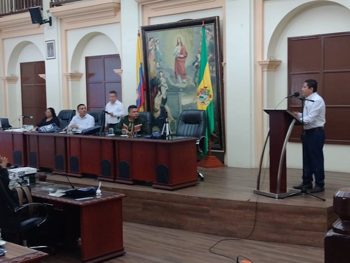 #UNADTeCuenta🗣¡Estuvimos en la Asamblea Departamental! Nuestro director de la <a href="/UNADCEADPOPAYAN/">UNAD Cead Popayán</a> socializó ante los diputados de la <a href="/AsambleaCauca/">Asamblea Cauca</a> y asistentes el proyecto de formación Unadista 👨🏾‍🏫🧑‍🎓👩🏻‍🏫👩‍🎓¡MásUNADMásEquidad! 😍