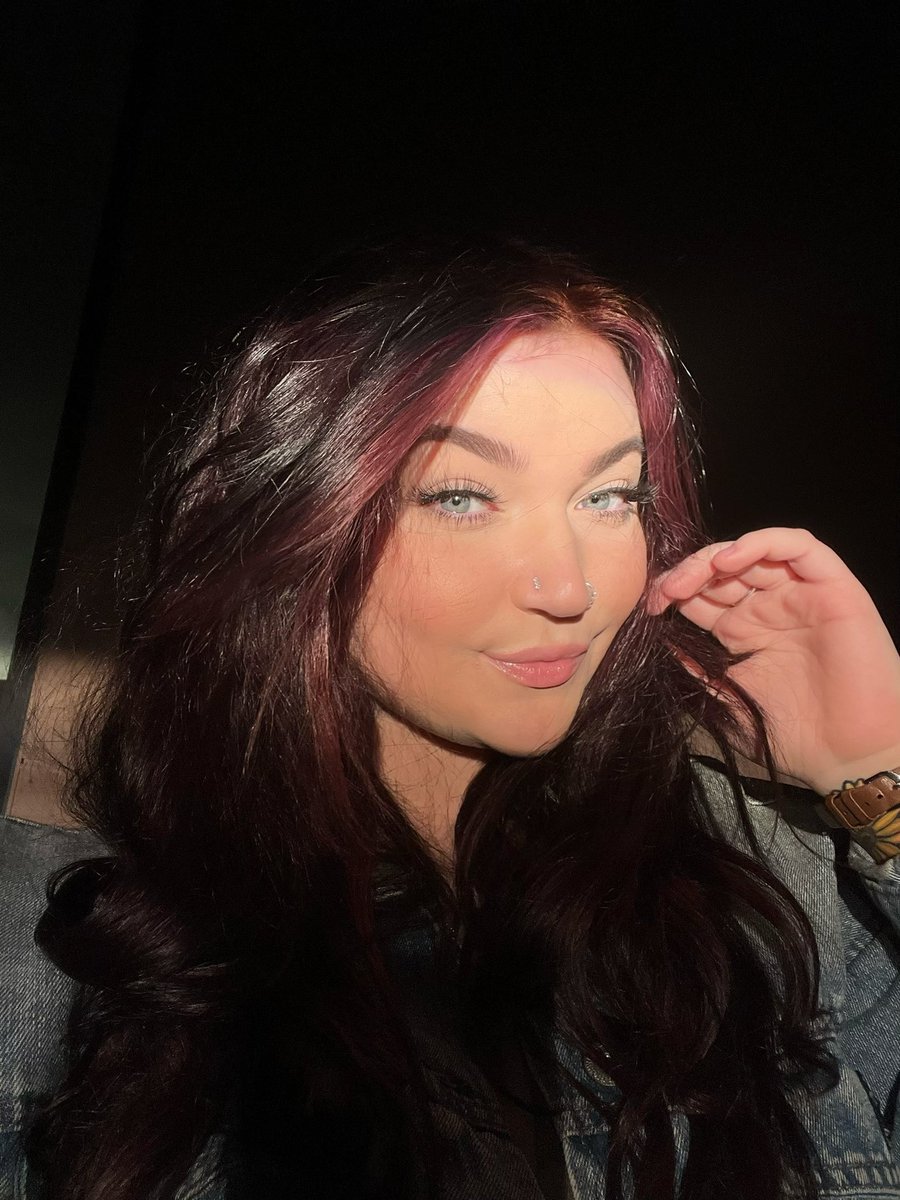 srptaylor's tweet image. stop &amp;amp; stare