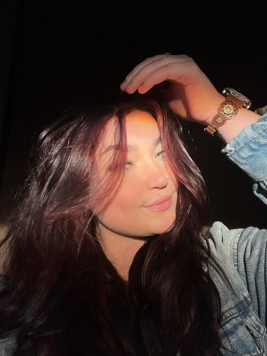 srptaylor's tweet image. stop &amp;amp; stare