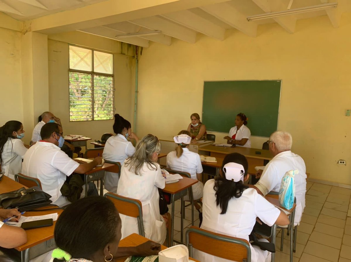 DirectorProvin3's tweet photo. Efectúa la #dpsmayabeque visita de control al municipio Quivicán. Fortalecer el Programa del Médico y Enfermera de la Familia y el PAMI son prioridad del sector. https://t.co/P6MlASby5q