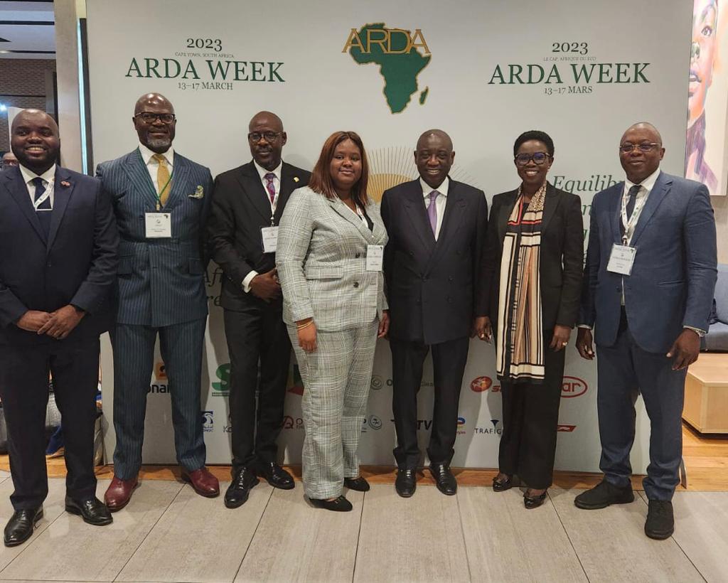 RAwambeng's tweet photo. Afreximbank délégation with the President of the African Refiners and Distributors Association (ARDA) Mrs Mareme Ndoye and Mr Anibor Kragha, Secretary General.  

#Afreximbank #ReneAwambeng #ARDA https://t.co/08MOJxbXbZ