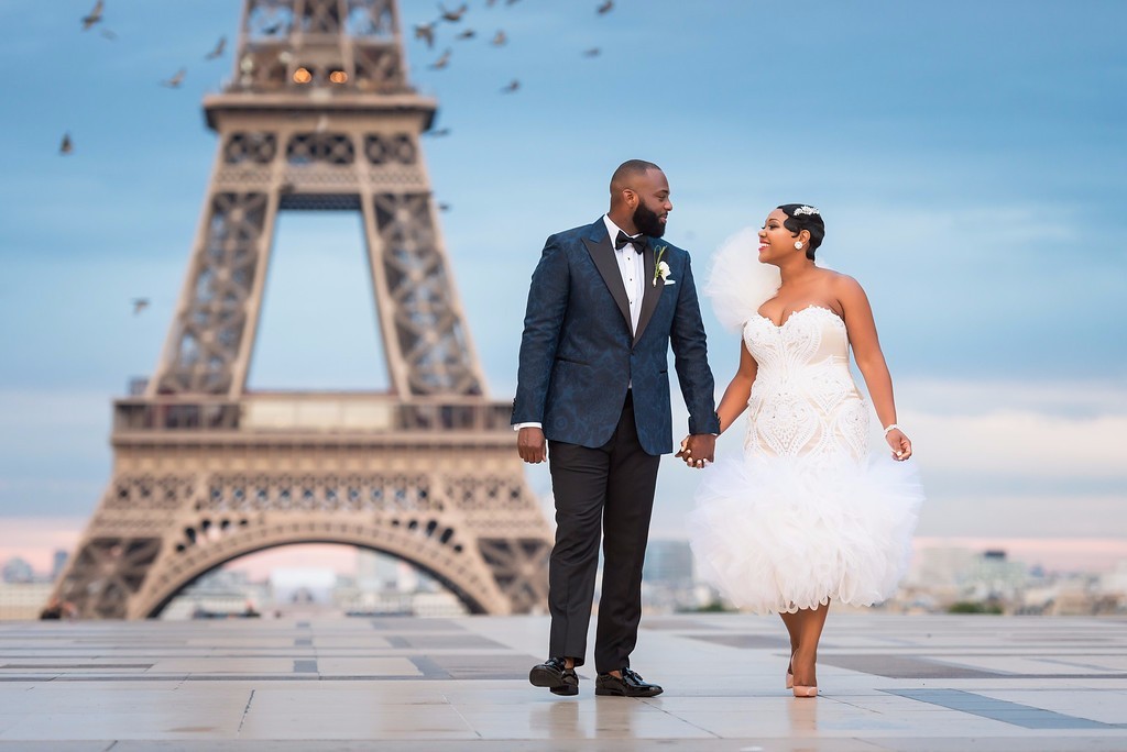 epicelopement's tweet photo. Brandy and Cornelius said "we do!" in the city of love. They enjoyed a boat trip along the Seine, before heading to the Champs-Élysées for a romantic dinner for two.
Read more on our blog
https://t.co/CZqfd7x3Qq
#ElopeToParis #ParisElopement #Elope #DestinationWedding #Love https://t.co/PBpBgTtM1u