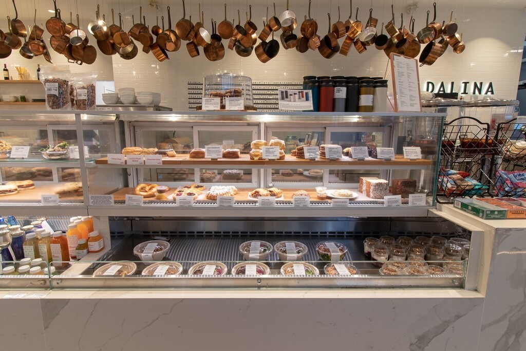 If it weren't for the delicious distraction of @dalinavancouver's food and coffee bar, we'd probably give into the noise-making temptation of their impressive copper pot collection.⁠ ⁠ 

Seriously, we should get a prize for showing such restraint.⁠ ⁠ 

Time to reward our…