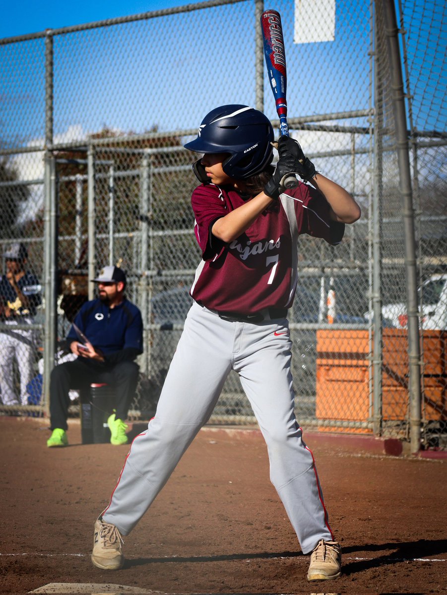 jhennd's tweet photo. @DivisSports @DivisaderoVusd Home run, Grand Slam, &amp; a Double by #7. 
10 RBI in the 11-0 win. Great pitching by #42, teamwork &amp; plays by the 7th grade boys. https://t.co/fq1gXgzfsG