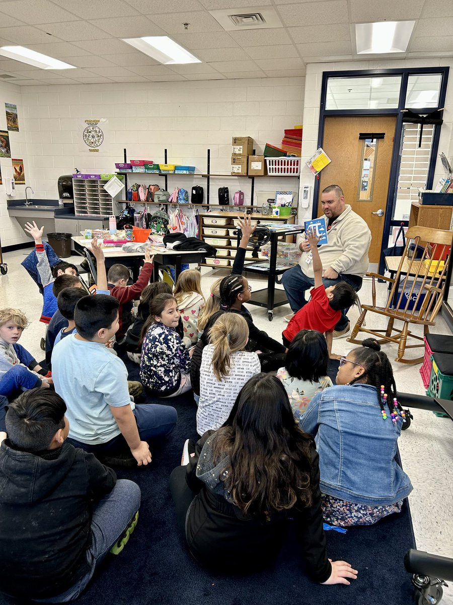 Happy Pi Day! Shoutout to Mr. Wood for the special Pi Day Read Aloud, “Happy Pi Day to You!” The kids LOVED it! #3.14 #piday #readaloud #2ndgrade