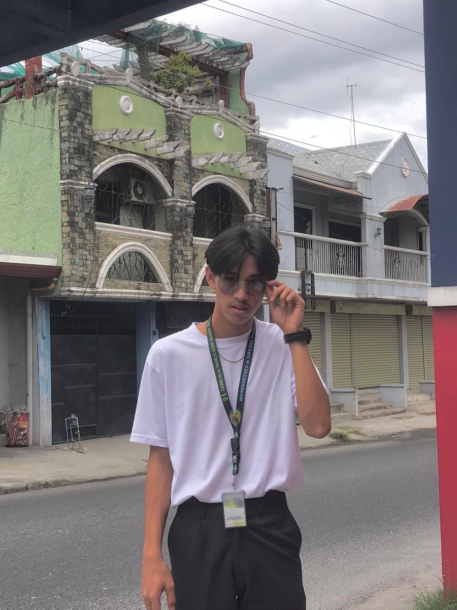 JMP128's tweet photo. 19yrs of being single😂❤️ https://t.co/hz0pUTAl3q