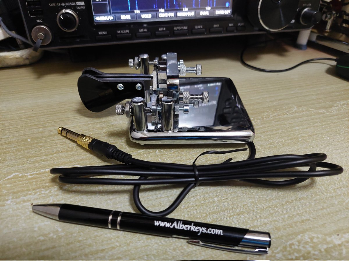 alberkeys.com
#alberkeys #squarekey #portable #manipulador  #vibroplex 
#radioafición #radioaficionados #morsecode #morse #icom #icom7610 #kenwood #yaesu #iambico #llavestelegraficas #cw #telegrafia #tortugascw #yaesu #kenwood 
#telegrafialomejorderadio
 #hamradio