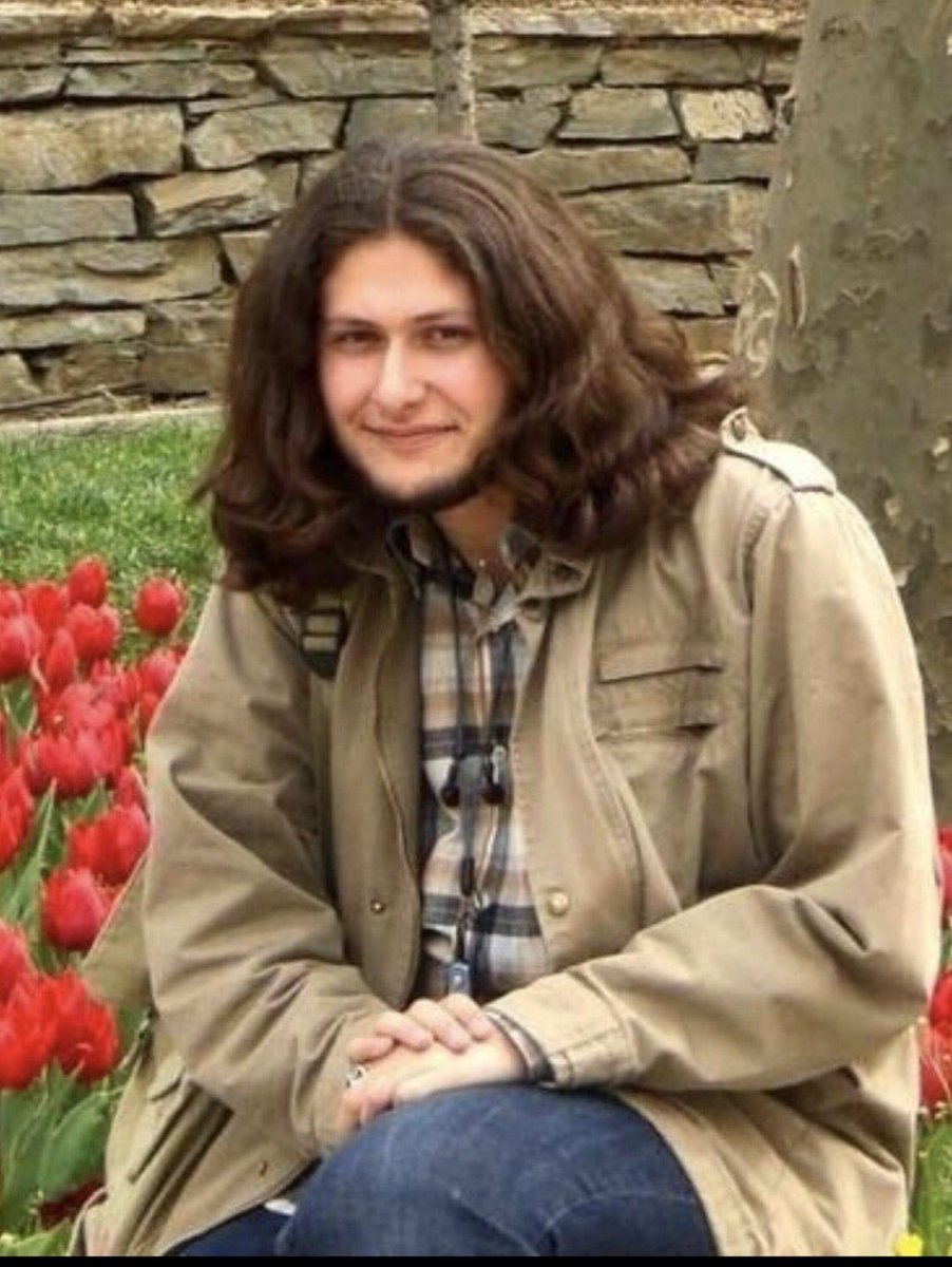 pandemi69's tweet photo. @furkancerkes Ezik Fuki  Depremi böylemi tiye alıyorsun Sen Sonra çıkıp Baraj hikayeleri kasıyorsun Senin derdin Deprem Baraj orada yaşananlar Değil Senin derdin Oğuzhan ona karşı ezikliğin  darvin yaşasa geçirdiğn evrim için yeniden teori yazarsdı https://t.co/H7xiXCEn2K