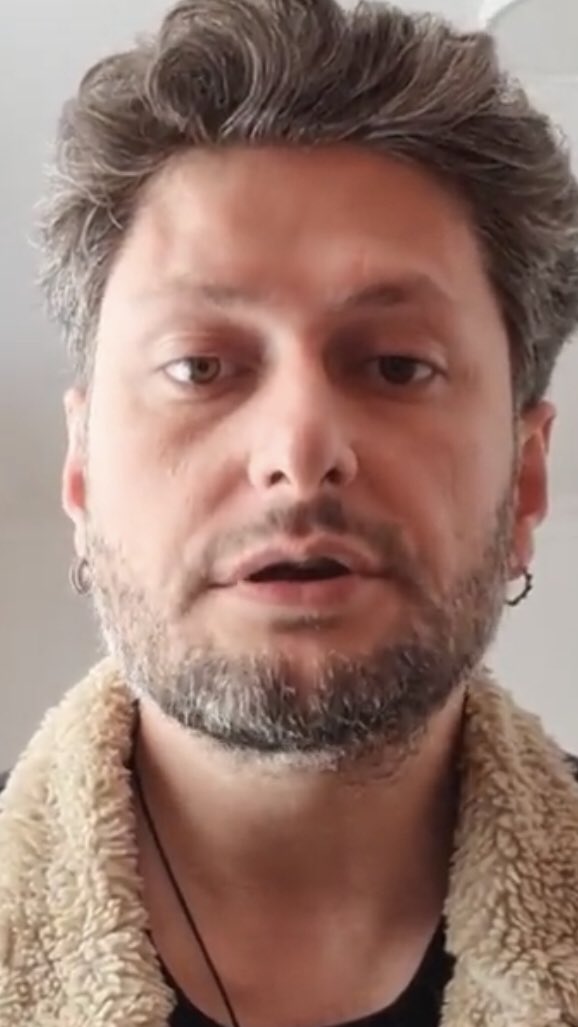 pandemi69's tweet photo. @furkancerkes Ezik Fuki  Depremi böylemi tiye alıyorsun Sen Sonra çıkıp Baraj hikayeleri kasıyorsun Senin derdin Deprem Baraj orada yaşananlar Değil Senin derdin Oğuzhan ona karşı ezikliğin  darvin yaşasa geçirdiğn evrim için yeniden teori yazarsdı https://t.co/H7xiXCEn2K