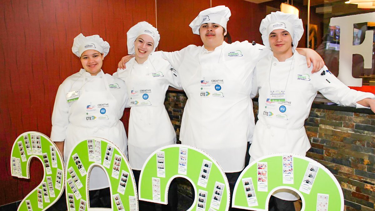 creativedining's tweet image. Last weekend, we were honored to be a sponsor and judges at the annual @TheOfficialMHF ProStart Culinary Competition!
#prostartcompetition2023 #madeinprostart #michiganprostart #cdsbecreative