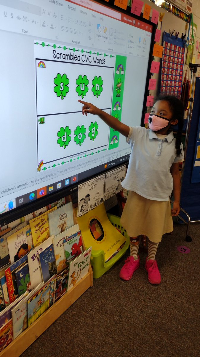 MsBrawnersClass's tweet photo. St. Patrick's Day phonics!! Sooooo much fun for the kinder-geniuses!! 🍀☘️💚 https://t.co/DvyAS5bIrJ
