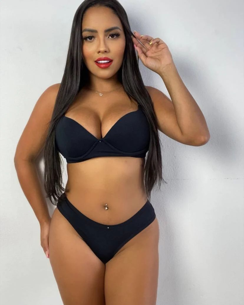 Lingerie_Lashes's tweet image. Feels like a good day to eat some pie🥧. Let us put the cherry on top with NEW lingerie !!! Indulge in our one of a kind lingerie by made in California. New Styles just hit the link in our bio. 
.
.
#piday #piday2023 #pidaypie
#repost #lingeriebasica #lingeriesimples #lingerie